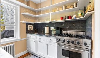 113 Ashland St, Abington, MA 02351
