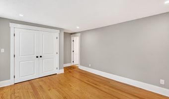 148 Center St, Ashburnham, MA 01430