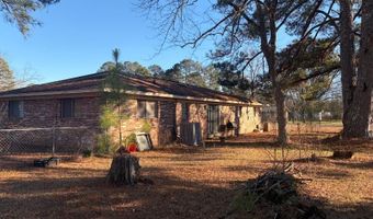 301 Meadowlane Dr, Aberdeen, MS 39730