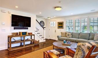 228 Bonnet Point Rd, Narragansett, RI 02882