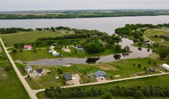 48113 Isaak Ln, Big Stone City, SD 57216