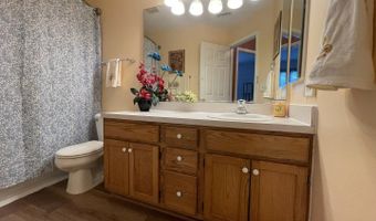 2043 Peach Tree Ln, Algonquin, IL 60102