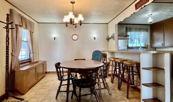 86 Spruce St, Berlin, NH 03570
