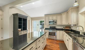 38 Bow Center Rd, Bow, NH 03304