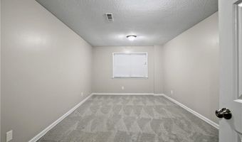 1027 Regency Dr, Acworth, GA 30102