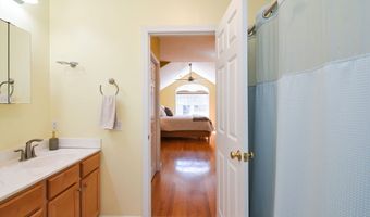 158 Bearhill Rd 105, Cumberland, RI 02864