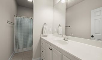 3076 Southbank Dr, Baton Rouge, LA 70810