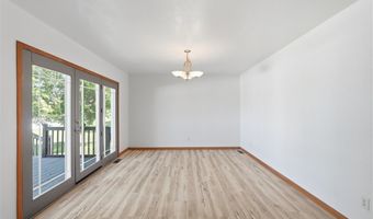 108 Pheasant Ave, Atkins, IA 52206