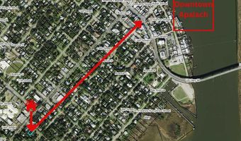 72 13th St, Apalachicola, FL 32320