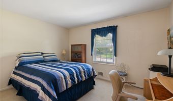 8502 WOODBINE Ln, Annandale, VA 22003