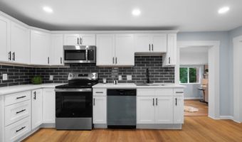 5 Bond St, Brookline, NH 03033
