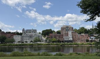2 Howard St, Augusta, ME 04330