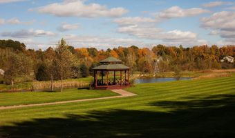 1071 32nd St, Allegan, MI 49010