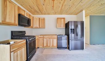 951 Swede Lake Trl SW, Backus, MN 56435