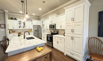 9040 Greenstone Dr, Alexander, AR 72002