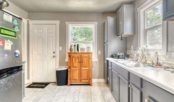 212 S 16th Ave, Caldwell, ID 83605