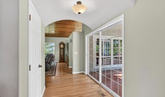 1601 Frank Hill Rd, Ashland, OR 97520