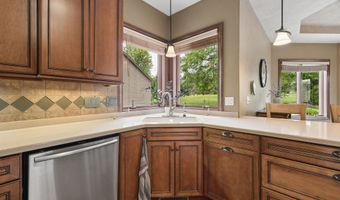 N3040 STEEPLE Drive, Appleton, WI 54913