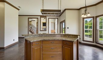 95 MEADOW RIDGE Dr, Arlington, TN 38002