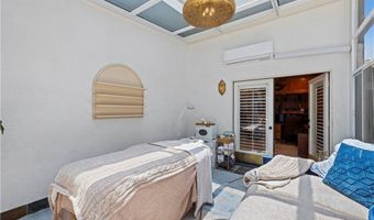3728 Park Colony Ct, Agoura Hills, CA 91301