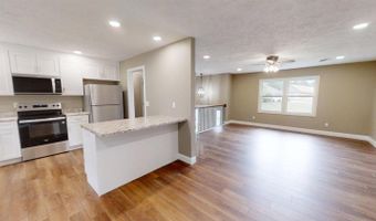 15 Morton Way, Batesville, IN 47006