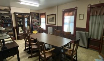 196 Main St, Brattleboro, VT 05301