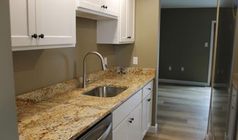 2620 MOUNTAIN Ln, Allentown, PA 18103