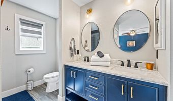 13 Greenridge Ln, Bentonville, AR 72712