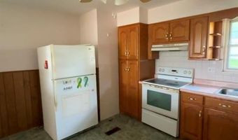 1532 Kingsway Dr, Arnold, MO 63010