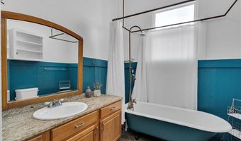 324 ANGELA St, Arabi, LA 70032