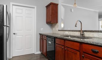 331 Scio Village Ct 279, Ann Arbor, MI 48103