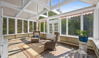 29 Christian Hill Rd, Amherst, NH 03031