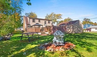 2200 S GREENVIEW St, Appleton, WI 54915