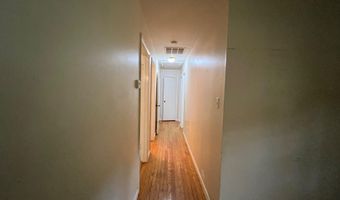 8716 MCNAIR Dr, Alexandria, VA 22309