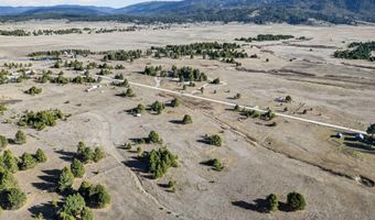 10201 Packsaddle Rd, Cascade, ID 83611