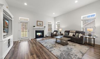 21 Aurora Cir, Barnegat, NJ 08005