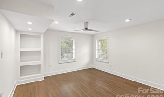 442 Lorna St, Charlotte, NC 28205