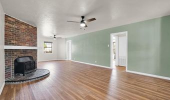 1422 N Hudson St, Altus, OK 73521