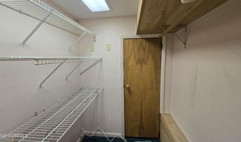 131 Veeder Ln, Bayville, NJ 08721