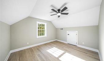 483 Townline Rd, Aurora, OH 44202