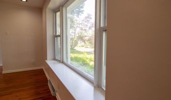 1545 SHOEMAKER Rd, Abington, PA 19001