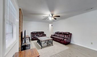 1402 Pineland Dr, Bainbridge, GA 39819
