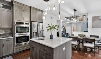 17 Prairie Ln, Bayville, NJ 08721