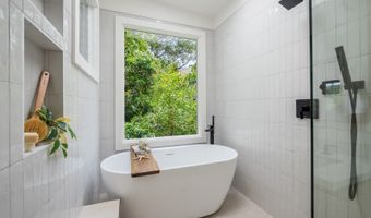 223 Lanipo Dr, Kailua, HI 96734