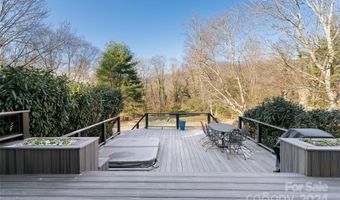 64 Cisco Rd, Asheville, NC 28805