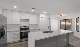 14 N KIMBERLY Dr, Casa Grande, AZ 85122