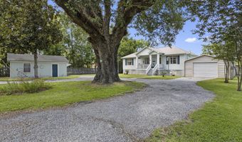 866 Washington St, Bay St. Louis, MS 39520
