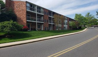 3511 FOREST EDGE Dr 17-2E, Silver Spring, MD 20906
