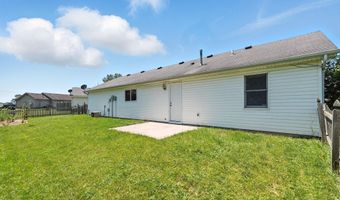 806 Deer Ridge Xing, Auburn, IN 46706