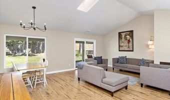1561 Conway Dr, Escondido, CA 92027